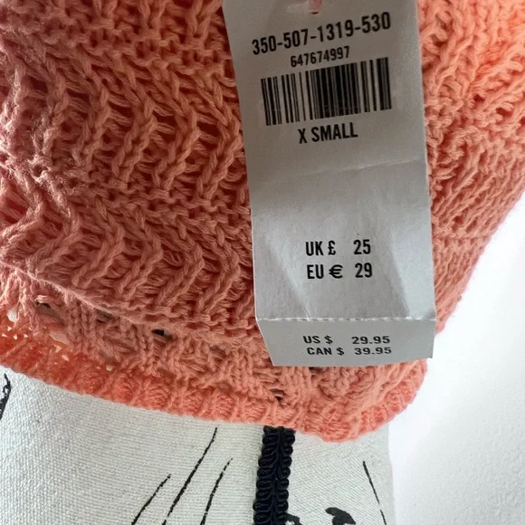 Hollister Crochet Knit Halter Crop Top in Coral Size S - Picture 4 of 4